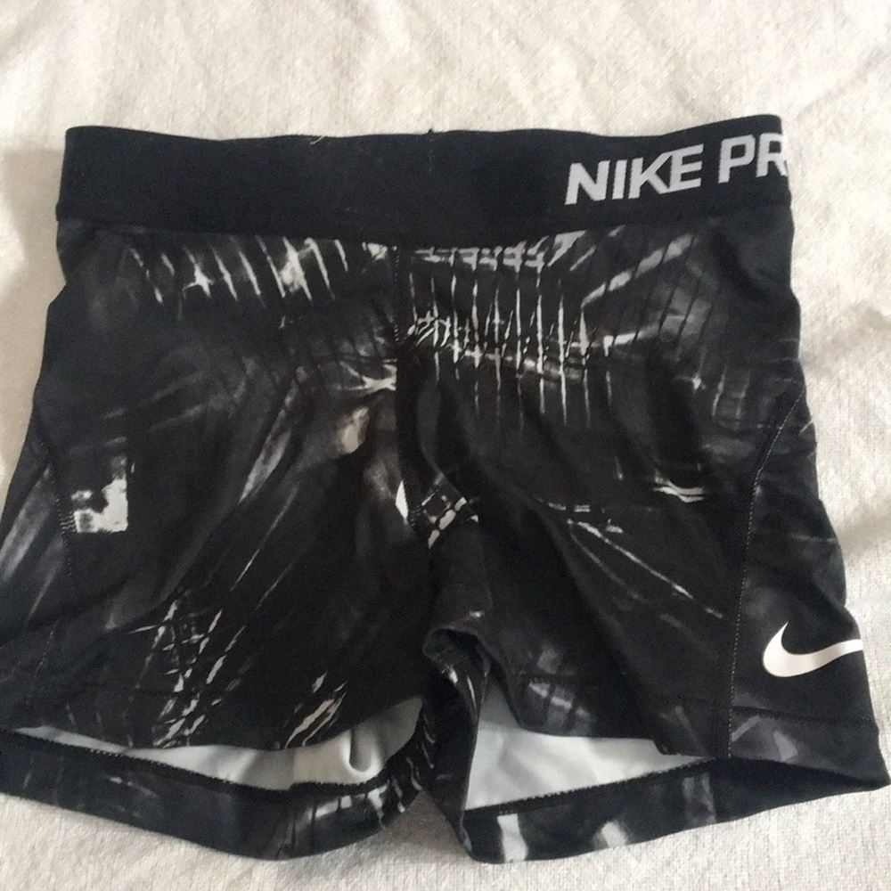 Black NEVER BEEN WORN Nike pros